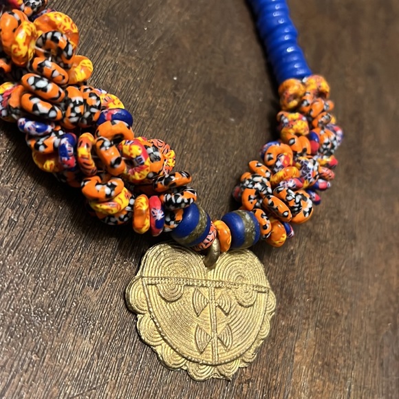 Statement necklace - Picture 2 of 2